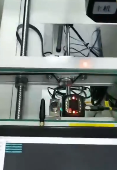 PCB電路板，接駁臺上方下方組網讀碼，主從機掃碼.png